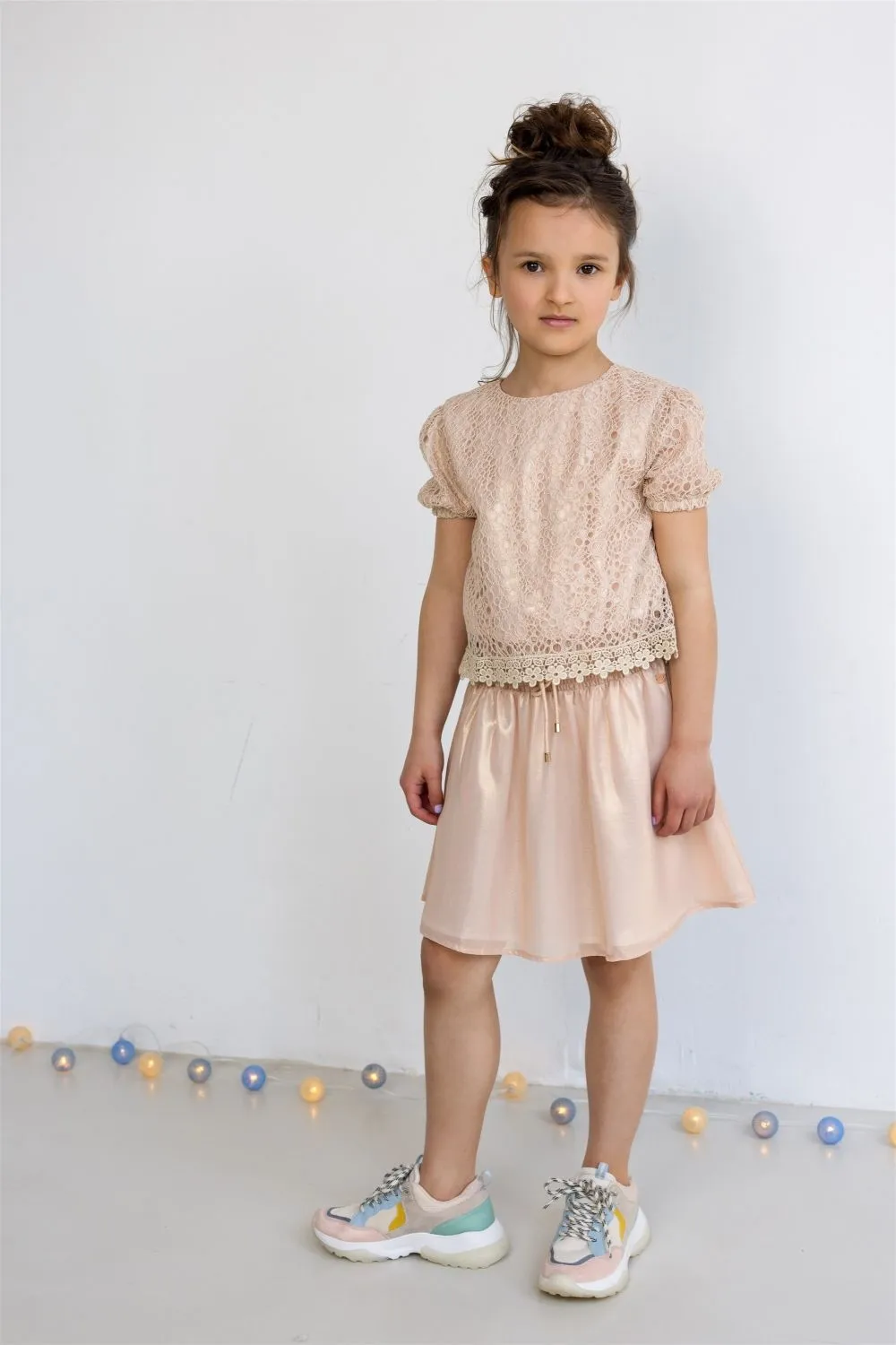Nono festliches Teens M&auml;dchen Kleid Mayka light gold