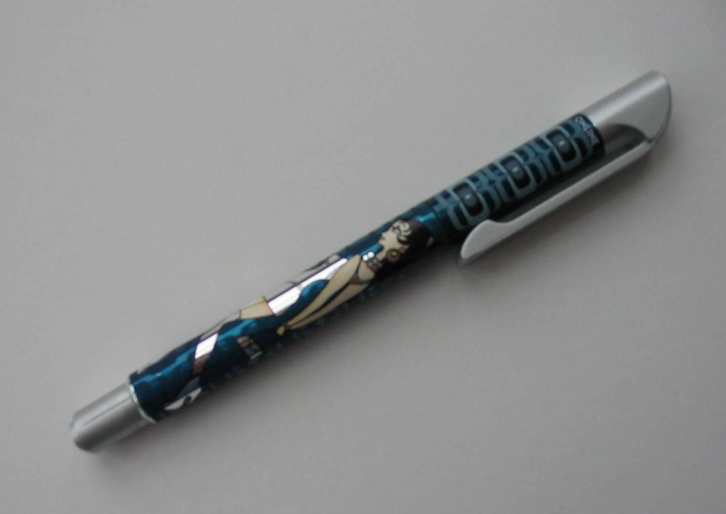Online College Schul Füller Linkshänder Retro Lady in Black