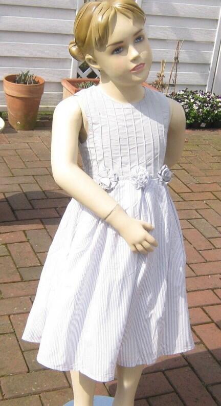 Topo Mädchen Kleid festlich gestreift grau weiß