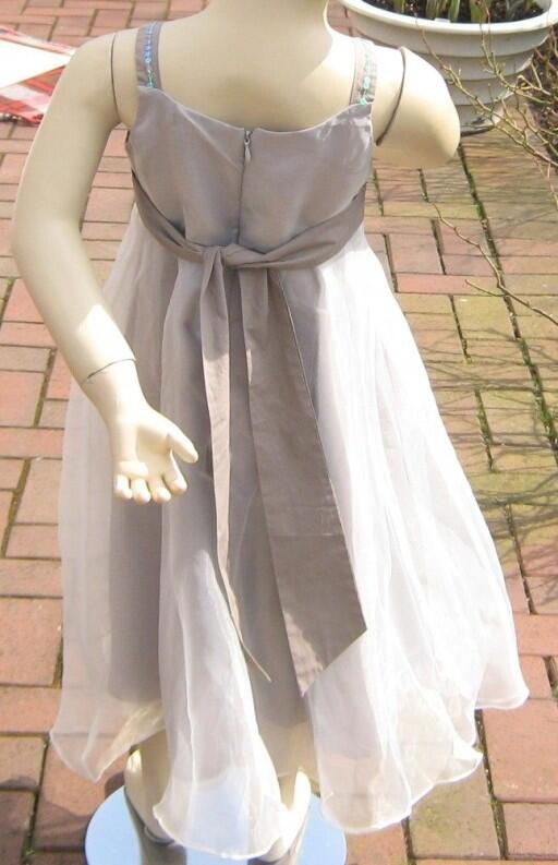 Blumenkind Mädchen Kleid festlich Kira