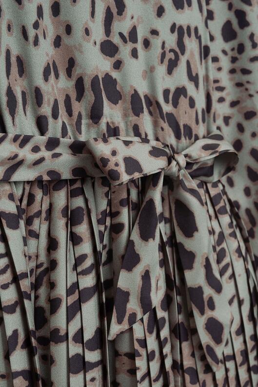 Danamade Teens Mädchen Kleid Mei Leo grün