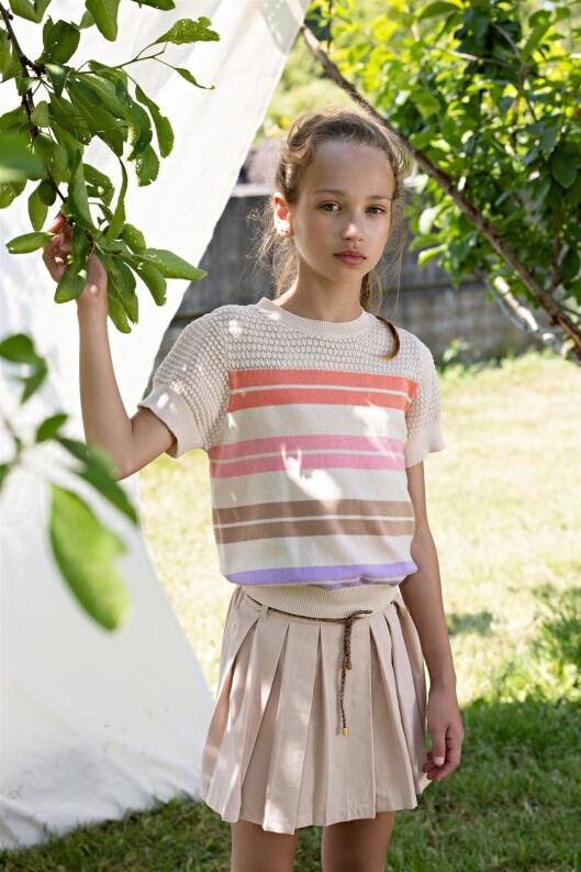 Nono Mädchen Pullover Kae gestreift beige