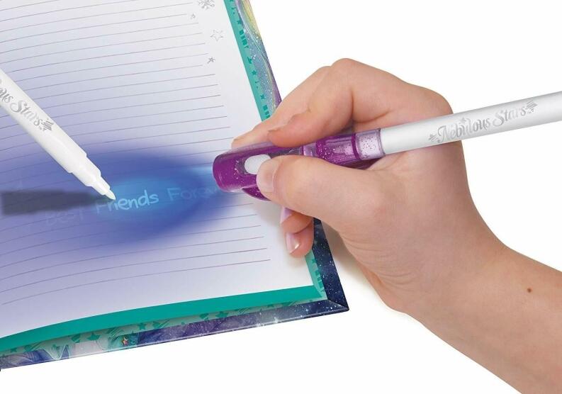 Nebulous Stars Geschenk-Set Isodoras geheimes Tagebuch