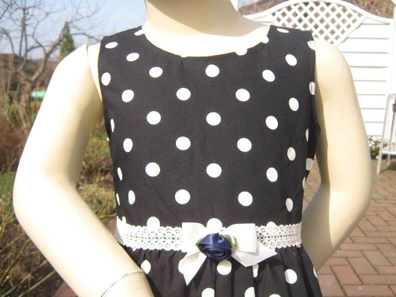 KINDERIT Blumenkind Mädchenkleid festlich Dots