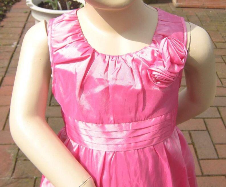 Blumenkind Mädchen Kleid festlich Pink